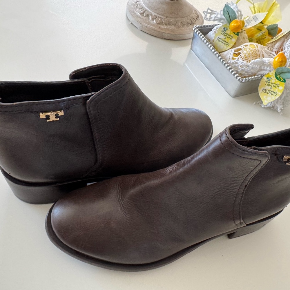 Shoes excellent used condition